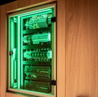 Moderní budovy v Praze naráží na limity elektrických přípojek. Jaké je řešení?